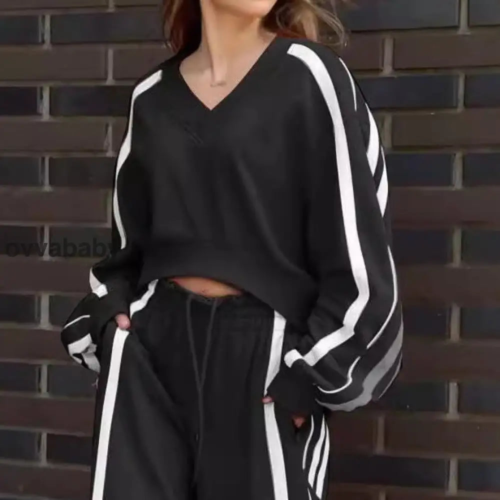 2-teiliges Set: Sweatshirt mit V-Ausschnitt und Hose mit weitem Bein Zweiteilige Sets