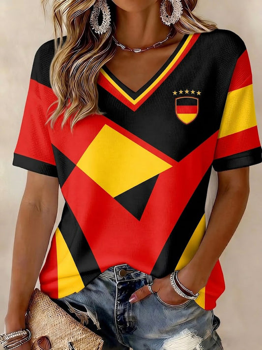 Damen-T-Shirt mit V-Ausschnitt und Fußball-Print, Deutschland