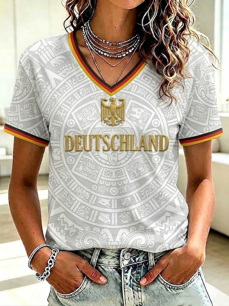Damen-Fußball-T-Shirt aus Deutschland mit V-Ausschnitt und Aufdruck