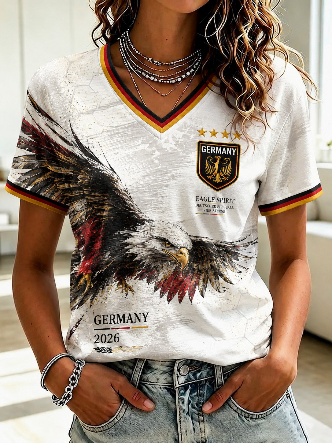 Damen-Fußball-T-Shirt aus Deutschland mit V-Ausschnitt und Aufdruck