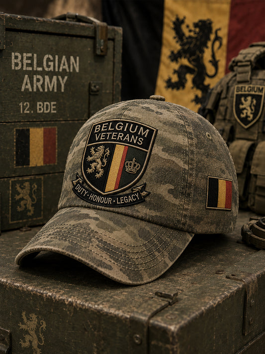 Herren-Hut im Vintage-Stil mit militärischem Tarnmuster