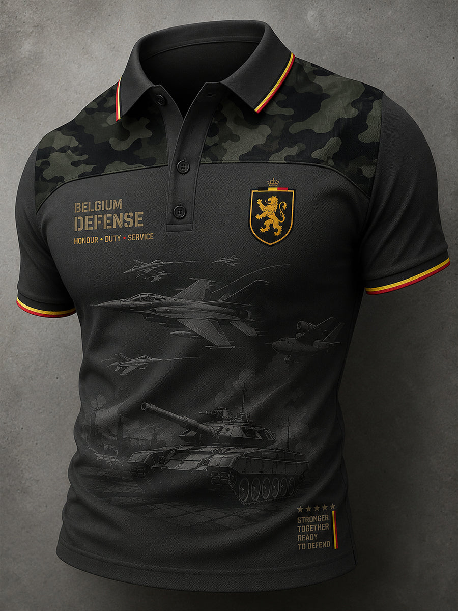Herren-Poloshirt mit kurzen Ärmeln und militärstilischem Print