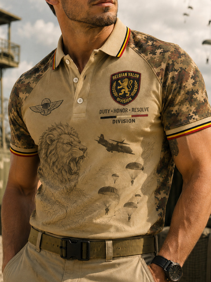 Herren-Poloshirt mit kurzen Ärmeln und Vintage-Print im Militärstil