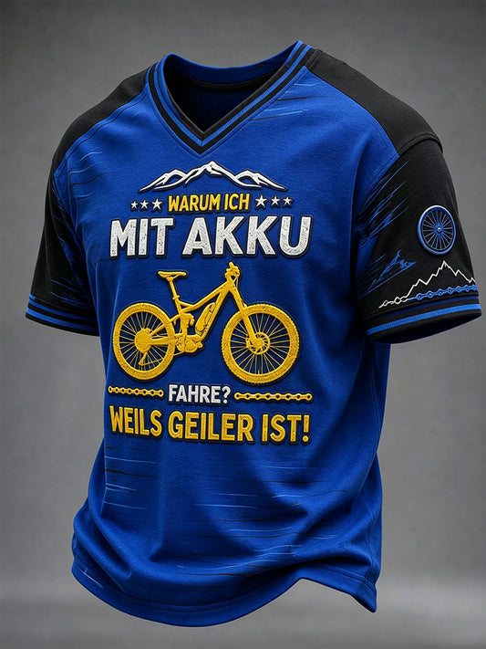 Herren-T-Shirt mit V-Ausschnitt WARUM ICH MIT AKKU FAHRE WEILS GEILER IST