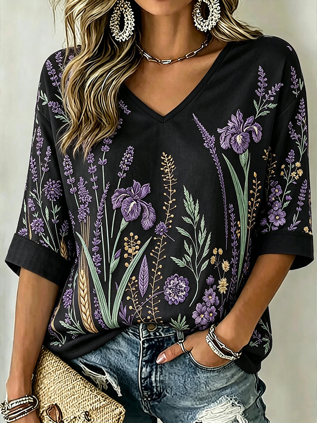 Damen-T-Shirt mit V-Ausschnitt, lila Pflanzen muster, bedrucktes, mittellanges Ärmel