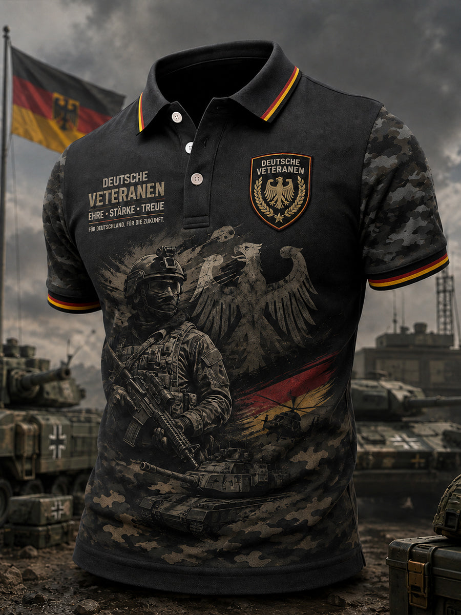 Herren-Poloshirt mit kurzen Ärmeln und vintage Militär-Print
