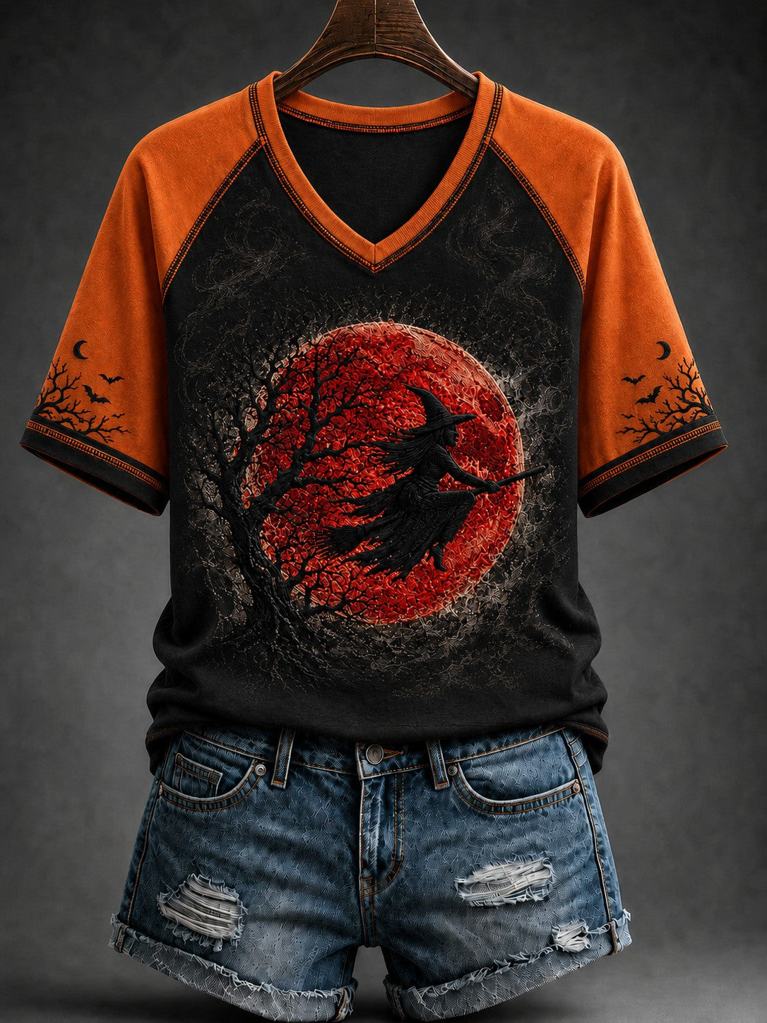 Bedrucktes T-Shirt mit V-Ausschnitt für Damen Halloween