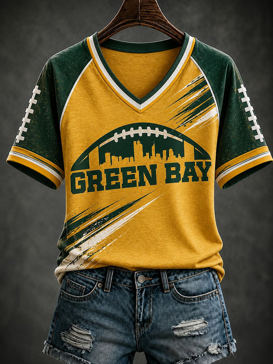 Damen-T-Shirt mit V-Ausschnitt und Green-Bay-Football-Print in Grün