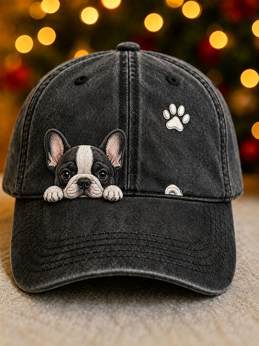 Niedriger, hervorlugender Französischer Bulldogge- und Pfotenabdruck-Vintage-Hut in Used-Optik